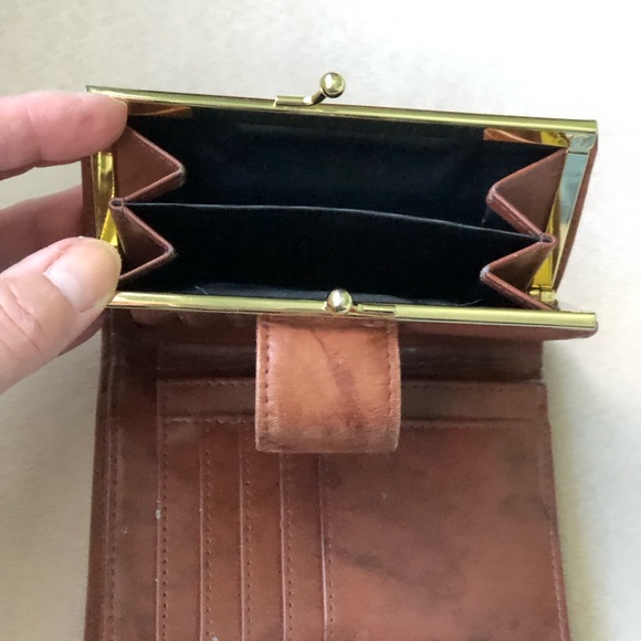 Brown Leather Wallet - Picture 3 of 5